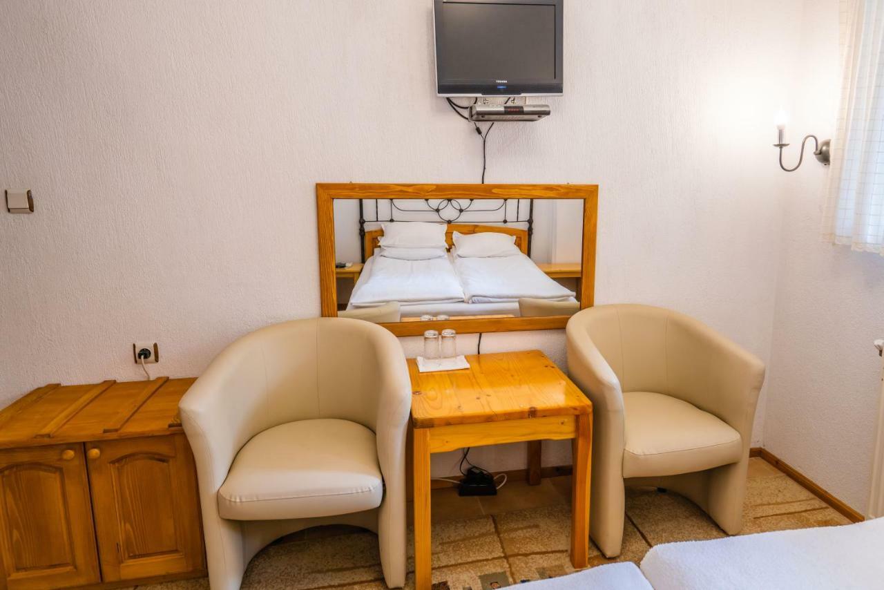 Toni'S Guest House Μελένικο Εξωτερικό φωτογραφία